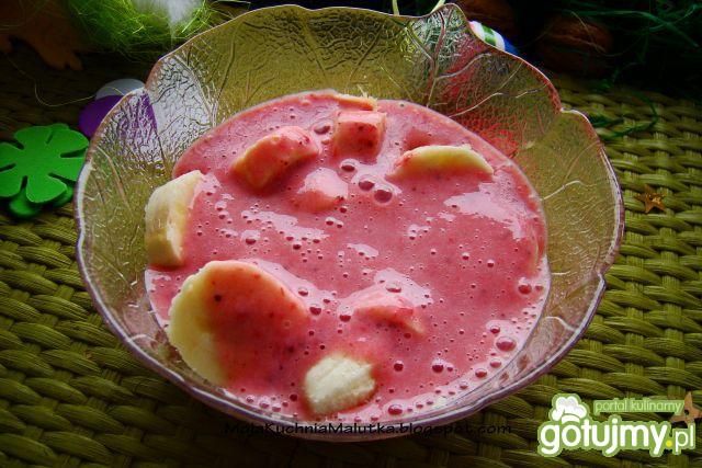 Zupka truskawkowo- bananowa Zupka truskawkowo- bananowa