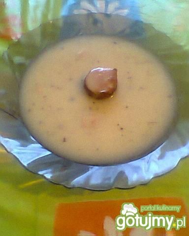 Żur z boczkiem i kiełbaską