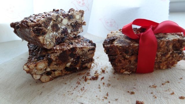 Żurawinowo - orzechowe batoniki musli Żurawinowo - orzechowe batoniki musli