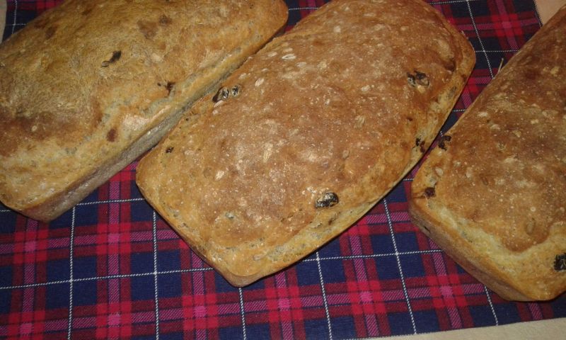 Żurawinowo - słonecznikowy chlebek na krupczatce Żurawinowo - słonecznikowy chlebek na krupczatce