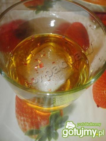 Żurbrówka z sokiem jabłkowym i chili 