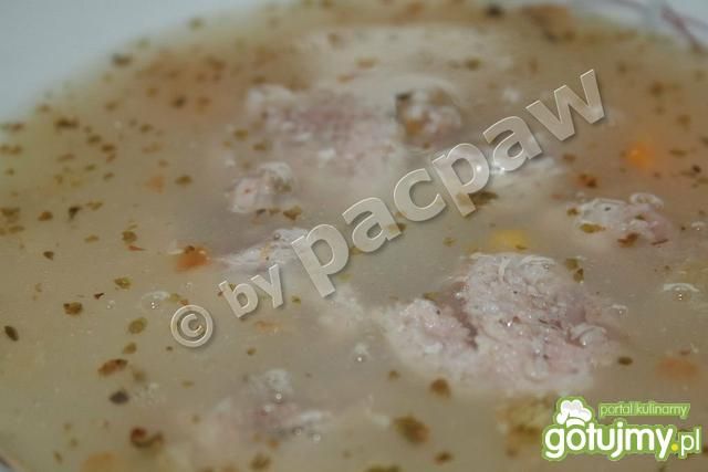 Żurek gotowany na zielenince Żurek gotowany na zielenince