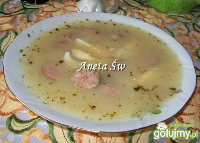 Żurek na białej kiełbasie