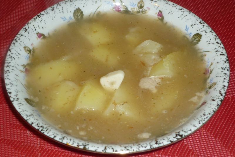 Żurek na golonce Żurek na golonce