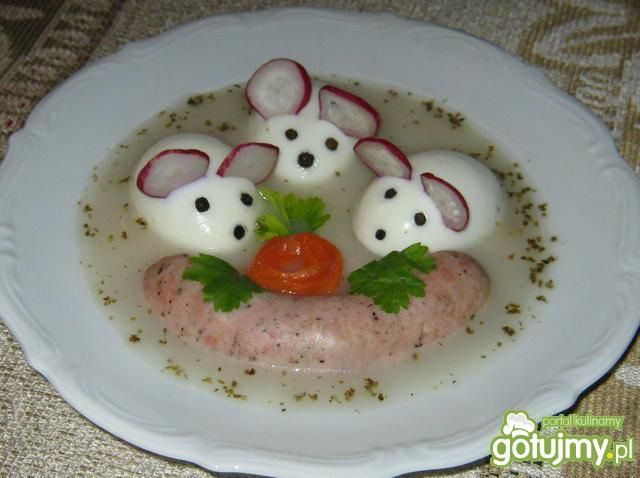 Żurek na kiełbasie z myszkami Żurek na kiełbasie z myszkami