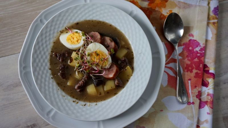 Żurek na wołowinie