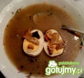 Żurek na wywarze grzybowym