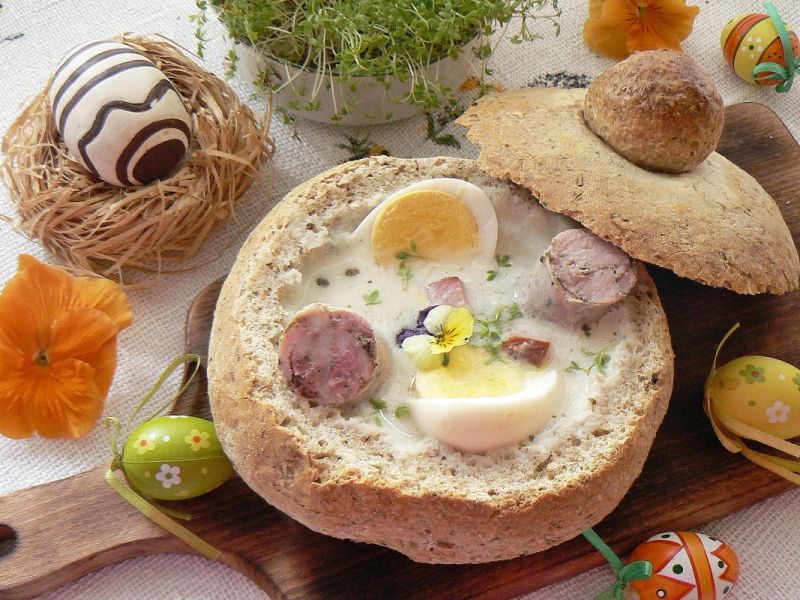 Żurek w chlebie mieszanym  Żurek w chlebie mieszanym