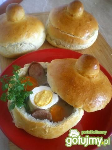 Żurek w chlebowych miseczkach Żurek w chlebowych miseczkach