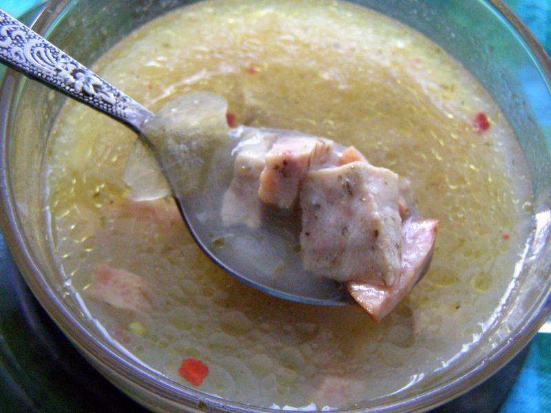 Żurek z biała kiełbasą