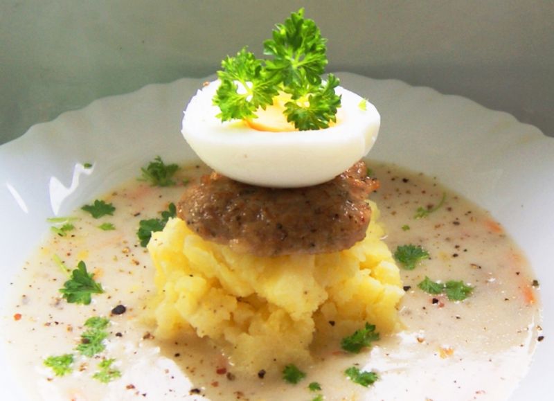 Żurek z wieżyczką Żurek z wieżyczką