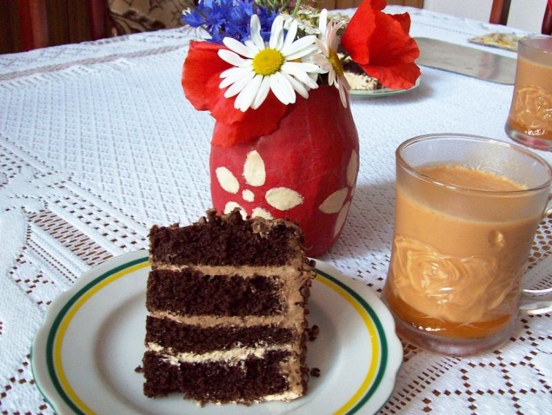 Zwijany torcik czekoladowy