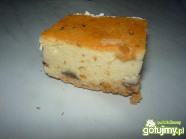 Zwykły sernik z rodzynkami  Zwykły sernik z rodzynkami