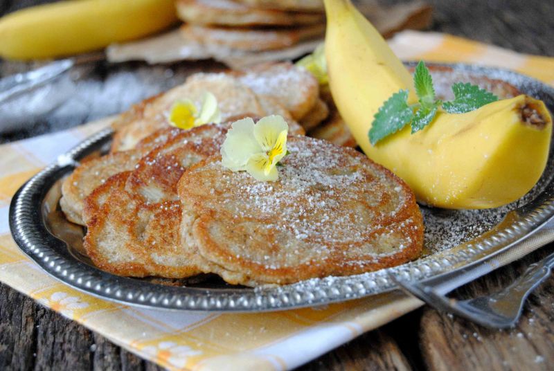 Żytnie racuszki z bananem