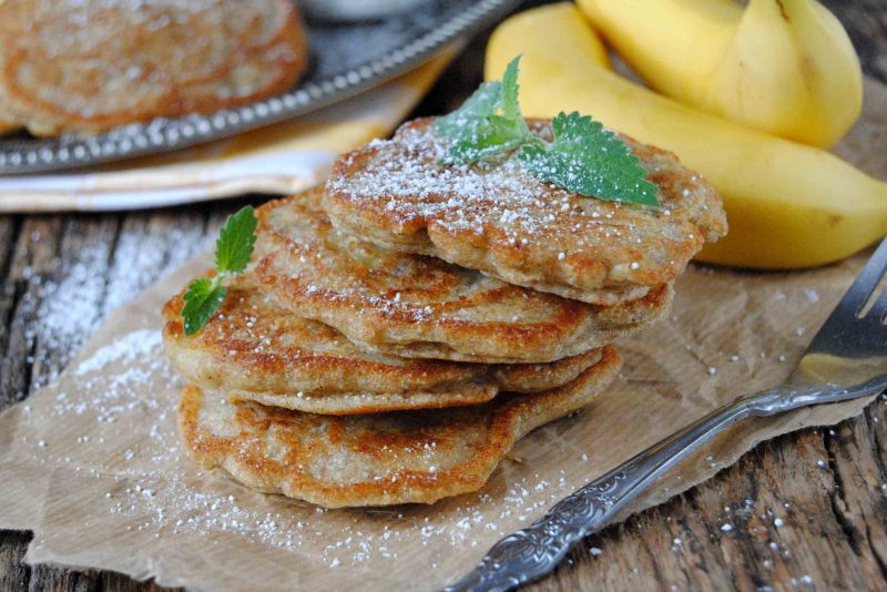 Żytnie racuszki z bananem