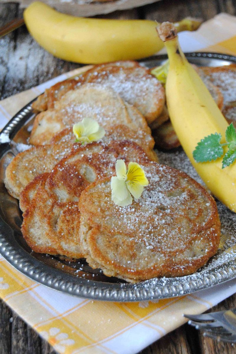 Żytnie racuszki z bananem