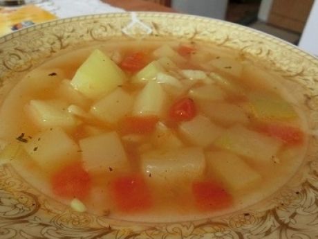 Dietetyczna zupa z botwiny