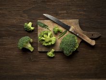 Jak przyrządzić brokuły z bułką tartą?