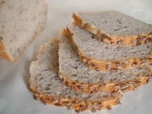 Chleb drożdżowy z pęczakiem