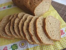 Chleb orkiszowo - pszenny na drożdżach