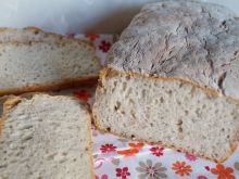 Chleb pszenny na podmłodzie z kaszą jęczmienną