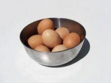 Co zrobić zeby jajka nie pękały?