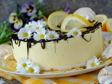 Cytrynowy tort lodowy