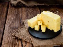 Czy można mrozić żółty ser?