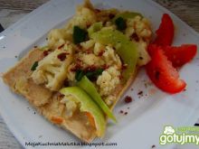 Dietetyczny omlet z kalafiorem 