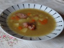 Domowa zupa grochowa 