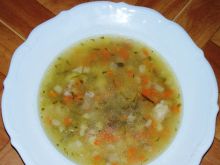 Domowa zupa ogórkowa