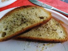 Grillowany chleb w ziołach prowansalskich 