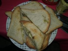 Grillowany chleb z masełkiem ziołowym 