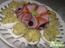 Jaja faszerowane pieczarkami 