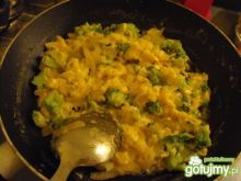 Jajecznica z brokułami