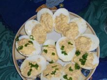 Jajka faszerowane z serem i szynką