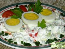 Jajka w jogurtowo warzywnym sosie
