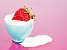 Jogurt - czym jest i jak powstaje?