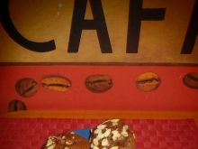 Kakaowe muffinki z truskawkami i migdałami