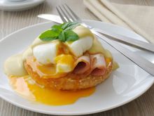 Kanapka Benedykt - pomysł na pyszne śniadanie