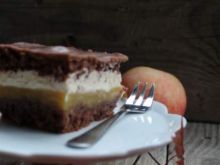 Kilimandżaro - ciasto czekoladowe z jabłkami 
