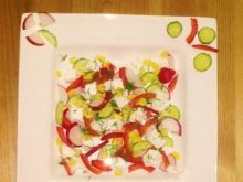 Kolorowa letnia salatka - dzastiny 
