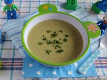 Kremowa zupa z cukinii dla maluchów