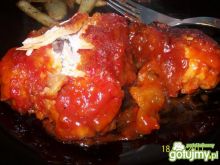 kurczak w panierce w sosie pomidorowym