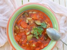 Minestrone - zupa warzywna z włoską nutą  