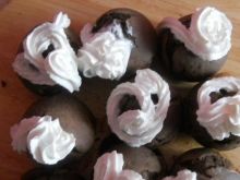 mufinki kakaowe ze śmietaną
