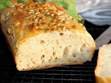 Najprostszy chleb pszenny bez wyrabiania