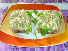 Pasta z tuńczyka z serkiem wiejskim i awokado