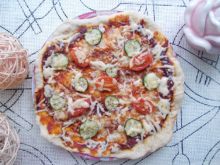 Pizza na orkiszowo-owsianym spodzie