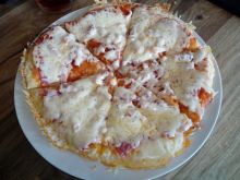 Pizza z patelni z salami